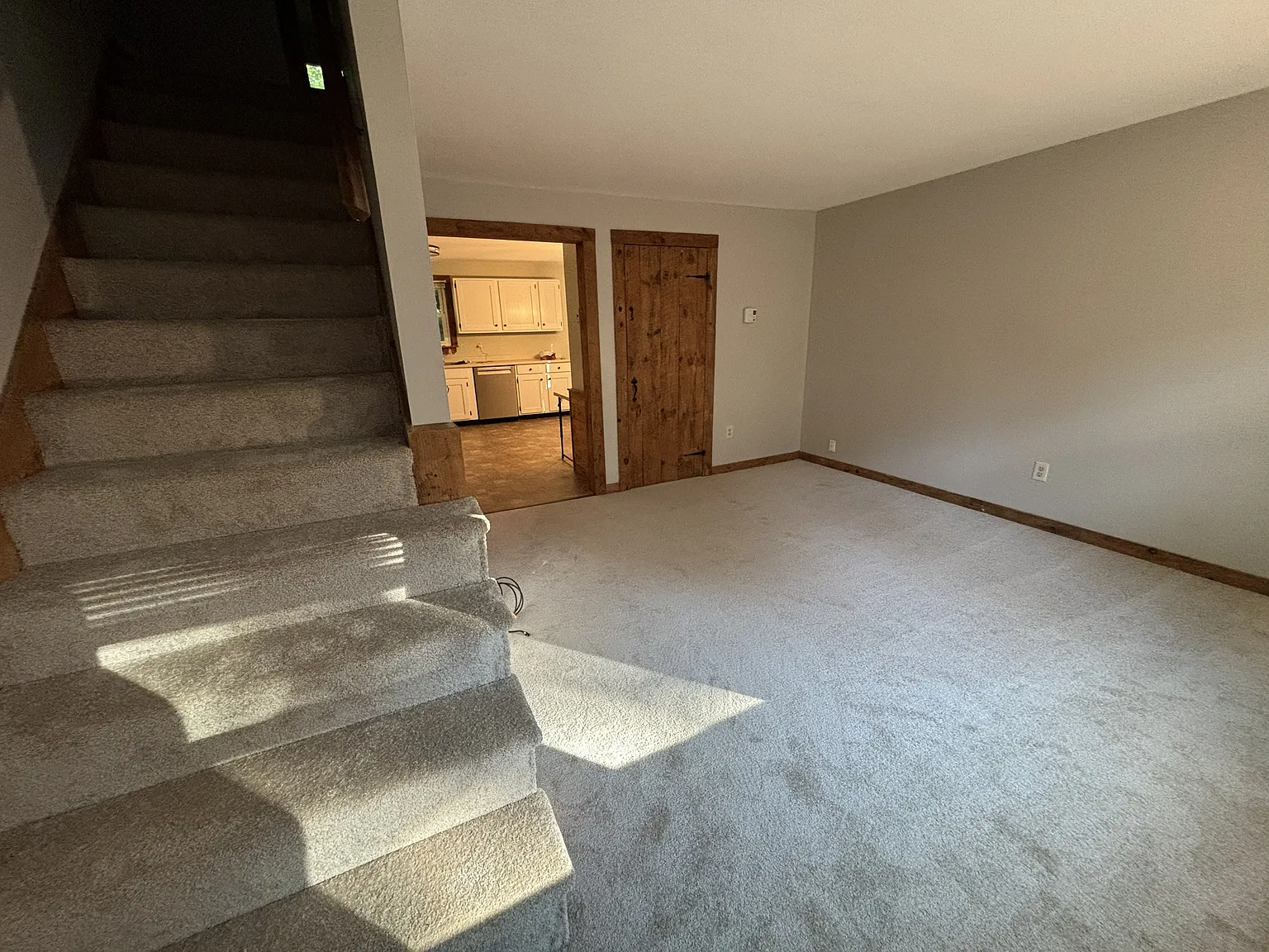 2 bed, 1.5 bath, 1100 sqft, $2,400 — Photo 3
