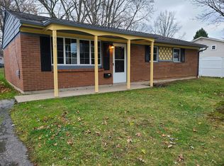 404 Cathy Dr, Munroe Falls, OH 44262
