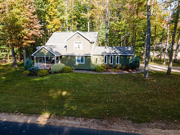 2nd image of 706 Dogwood Dr