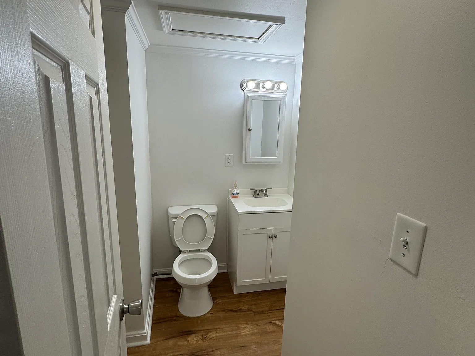 2 bed, 700 sqft, $1,200 — Photo 4