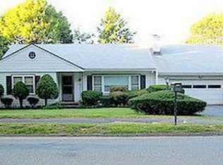 225 Concord Ave, Lexington, MA 02421