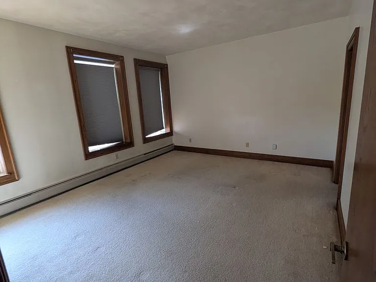 1408 Strongs Ave — Photo 6