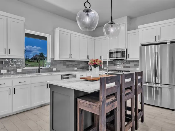 2004 Willy Dilly Rd, Springtown, TX 76082