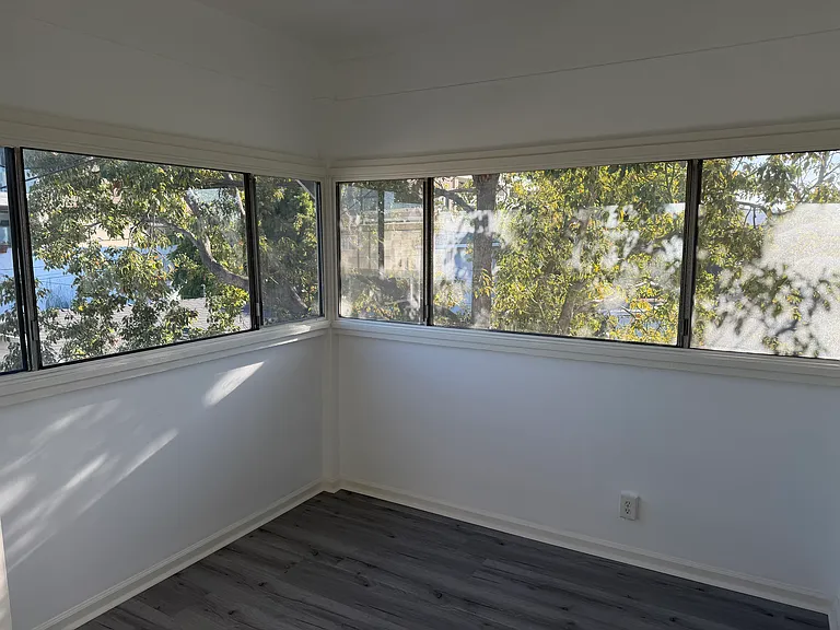 500 W Wilson Ave #502-1/2 — Photo 17