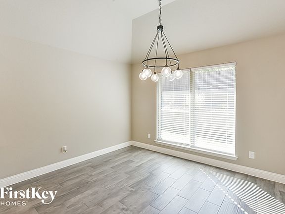 5th image of 122 Buckeye Dr