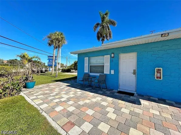 14621 McGregor Blvd #1, Fort Myers, FL 33907
