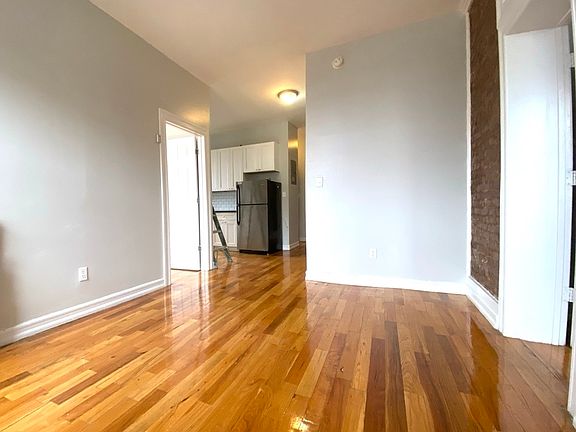 3rd image of 100 Audubon Ave #52