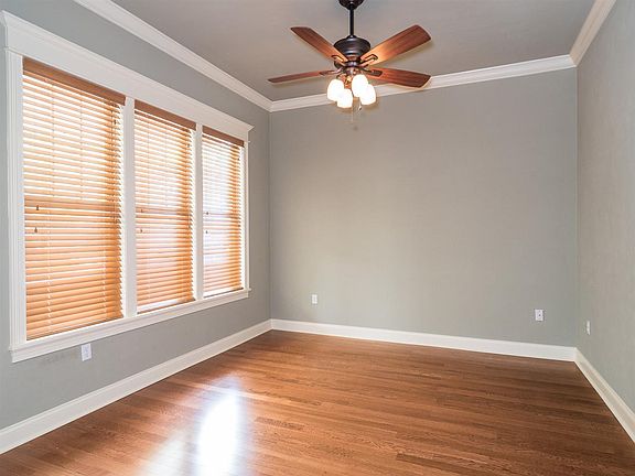 4th image of 2344 NW 31st Pl