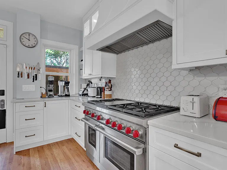 1245 N Emerson St — Photo 10