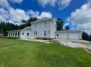 2895 310th Ave, Ridgeway, IA 52165