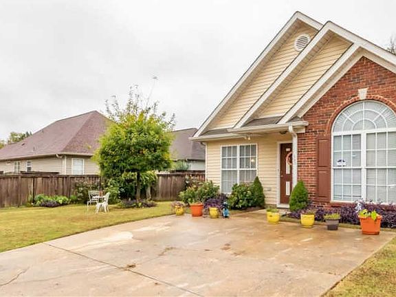 2nd image of 383 Camden Cove Cir