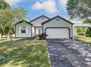 8196 Sea Star Dr, Blacklick, OH