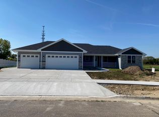 5027 Fairmont Dr, Janesville, WI 53546