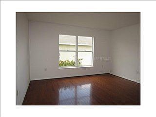 5th image of 145 Vervain Ave