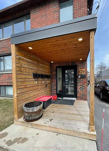 579 Tweedsmuir Ave #1 Photo 1