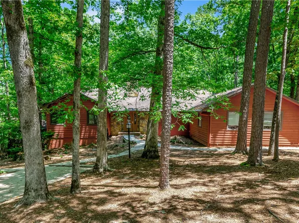 30 Mainsail Dr, Salem, SC 29676