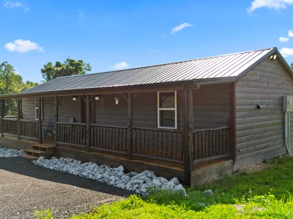 3048 Tarr Ridge Rd, Frenchburg, KY 40322