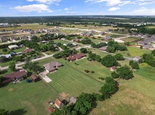 4051 Clancey Ln, Midlothian, TX 76065