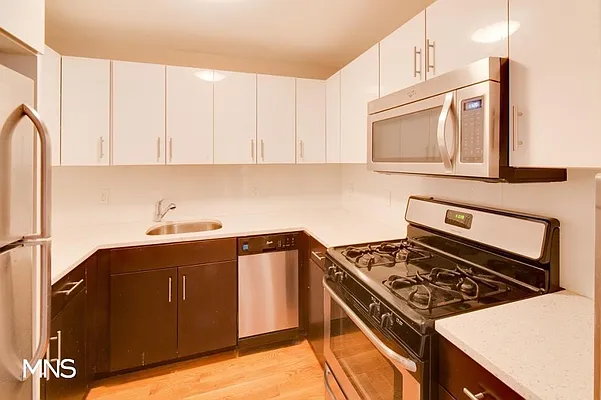 Rented by MNS Marketing | media 2