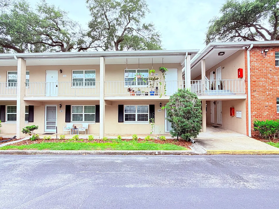 2500 Lee Rd #145
