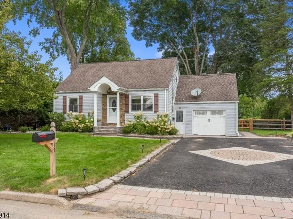 17 Dickerson Mine Rd, Mine Hill Twp., NJ 07803
