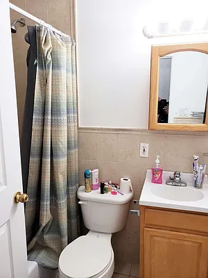 Rented by Bridge Realty | media 18