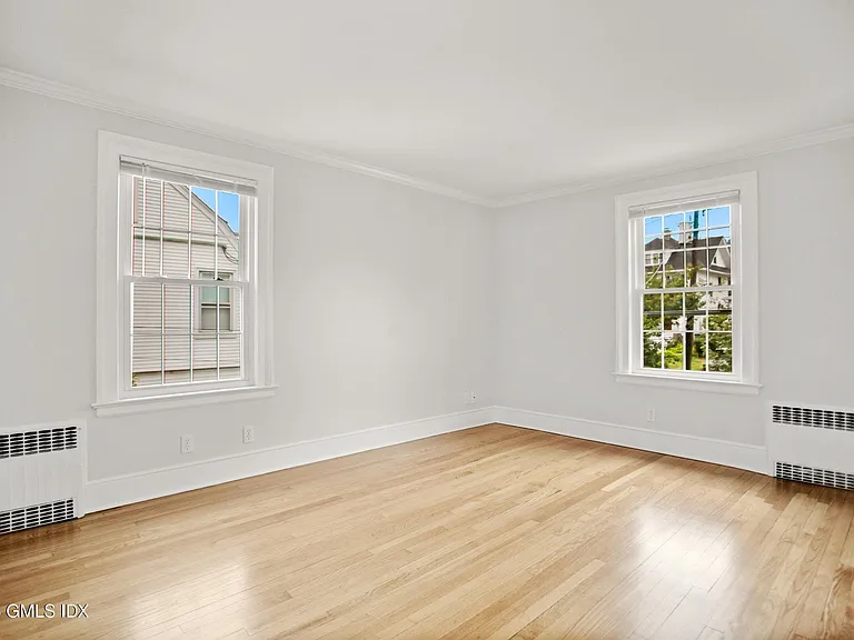 41 Ridge St #2 — Photo 7