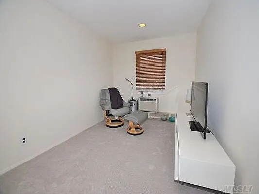 Sold by Prime Realty | media 5
