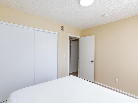 5th image of 1601 E Cartier Ave #14926220