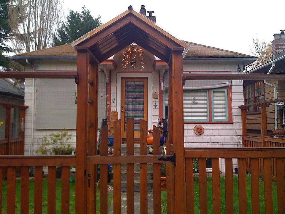 1st image of 6312 6th Ave NE