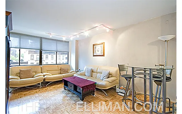 Rented by Douglas Elliman | media 22
