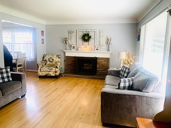 5th image of 30504 Champine St