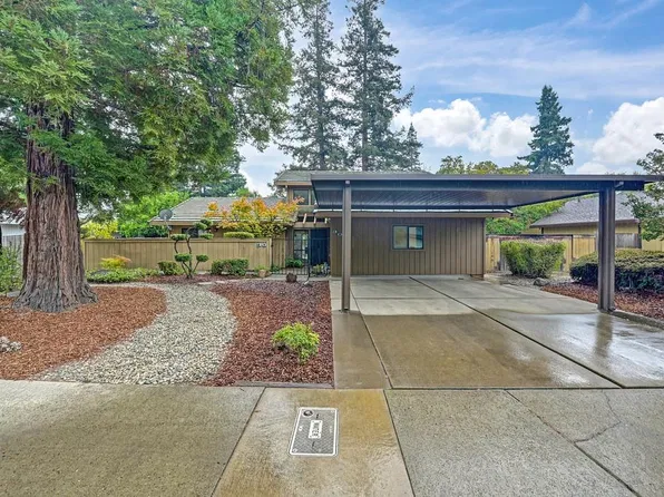 30 Hidden Lake Cir, Sacramento, CA 95831