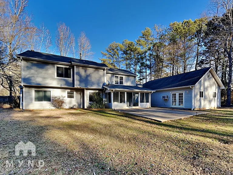 141 McElroy Rd — Photo 31