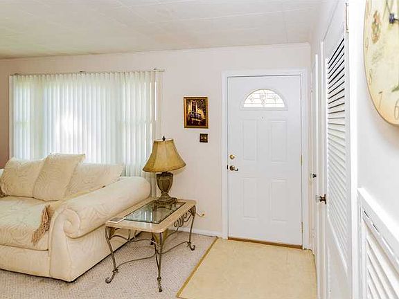 2nd image of 7345 Kingsley Dr