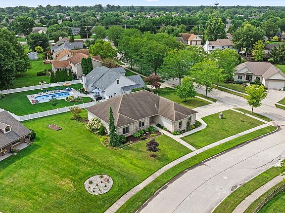 2nd image of 9429 Fireside Ct