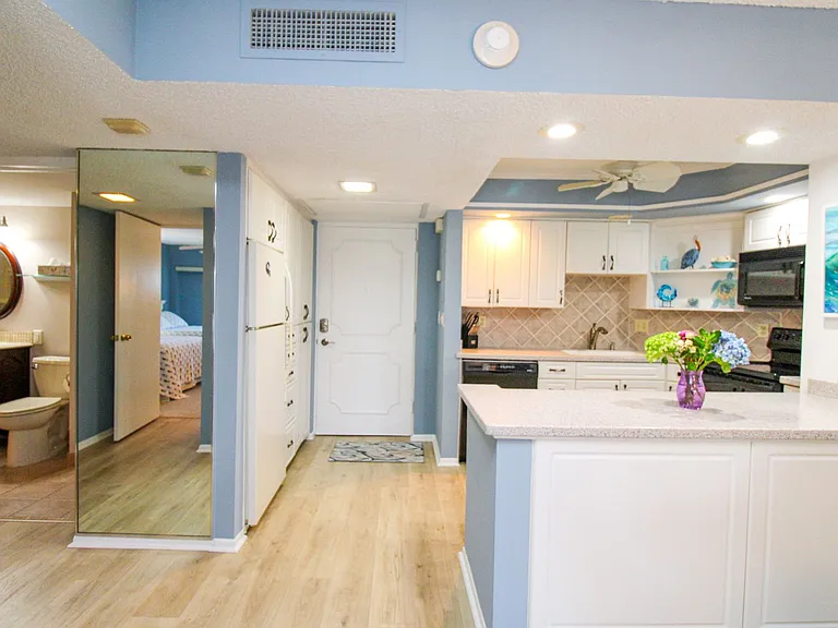 1 Bluebill Ave #501 — Photo 15