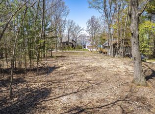 4674 N Lakeshore Dr, Mears, MI 49436