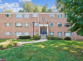 10423 Montrose Ave APT 103, Bethesda, MD 20814