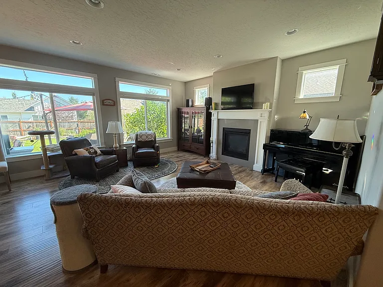 3437 Tschache Ln — Photo 10