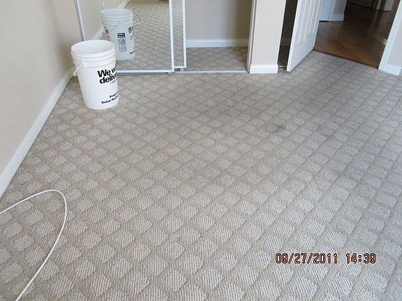 5th image of 1070 Temple Ave APT 103