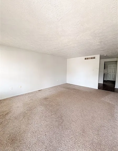 4487 French Rd — Photo 2