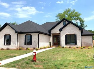 3026 Lisa Ln, Decatur, AL 35603