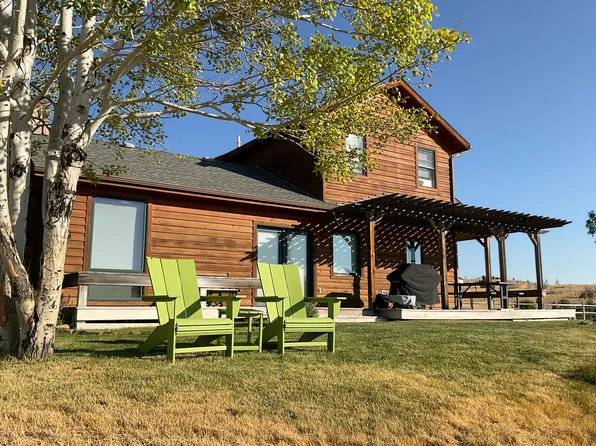 6866 Sherman Dr, Belgrade, MT 59714