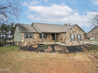 3443 Ardennes Dr, Maryville, TN 37801