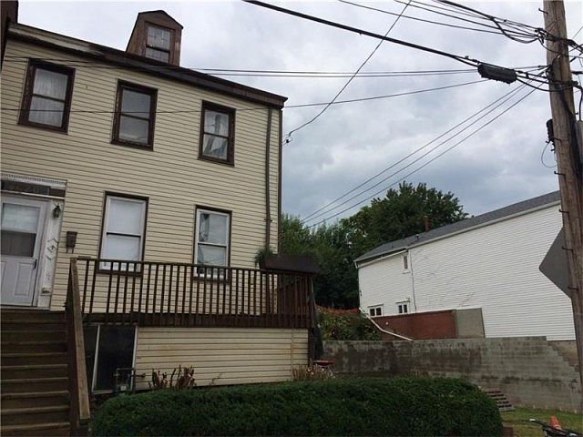 2nd image of 4620 Carlton St