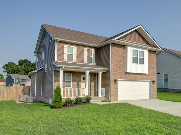 1385 Harmon Ln, Clarksville, TN 37042