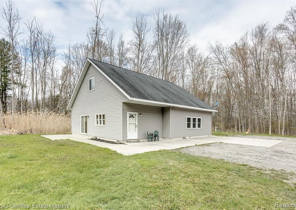 240 Wadhams Rd, Smiths Creek, MI 48074 Zillow