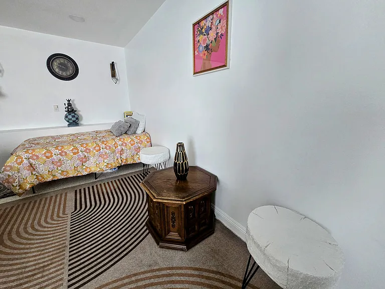 2548 E Wilson Ave — Photo 170