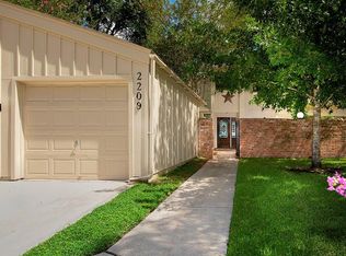 2209 W Settlers Way, Spring, TX 77380